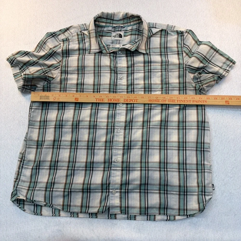 The North Face Shirt‎ Mens 2XL Outdoor Hiking Button Up Green Plaid Short Sleeve